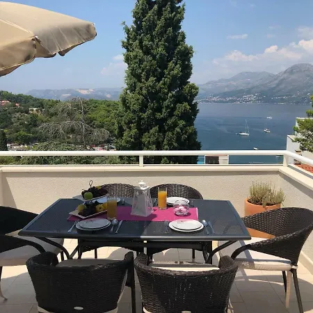 Marlais A Cavtat